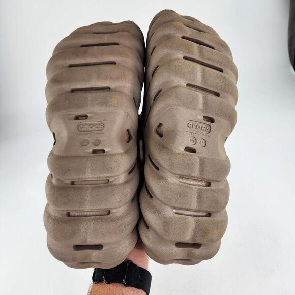 CROCS SALEHE BEMBURY POLLEX CLOG US 11 MEN'S TAN BROWN SLIP-ON SHOES - Picture 8 of 10